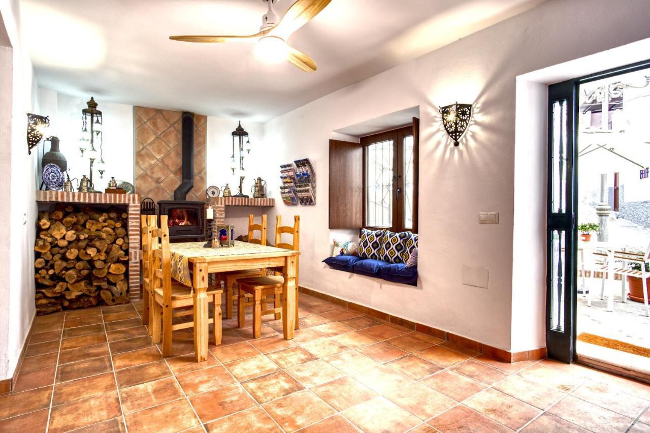 Canillas de Aceituno La Vieja Botica B&B 외부 사진